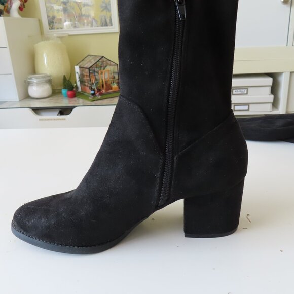 Over the knee boots - Picture 3 of 6